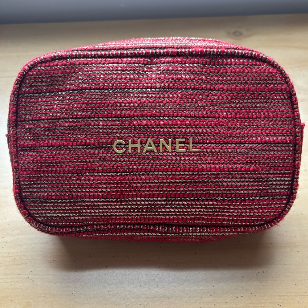 CHANEL Red Tweed Cosmetic Pouch – Gold Zip, Metallic Stripes, Lined